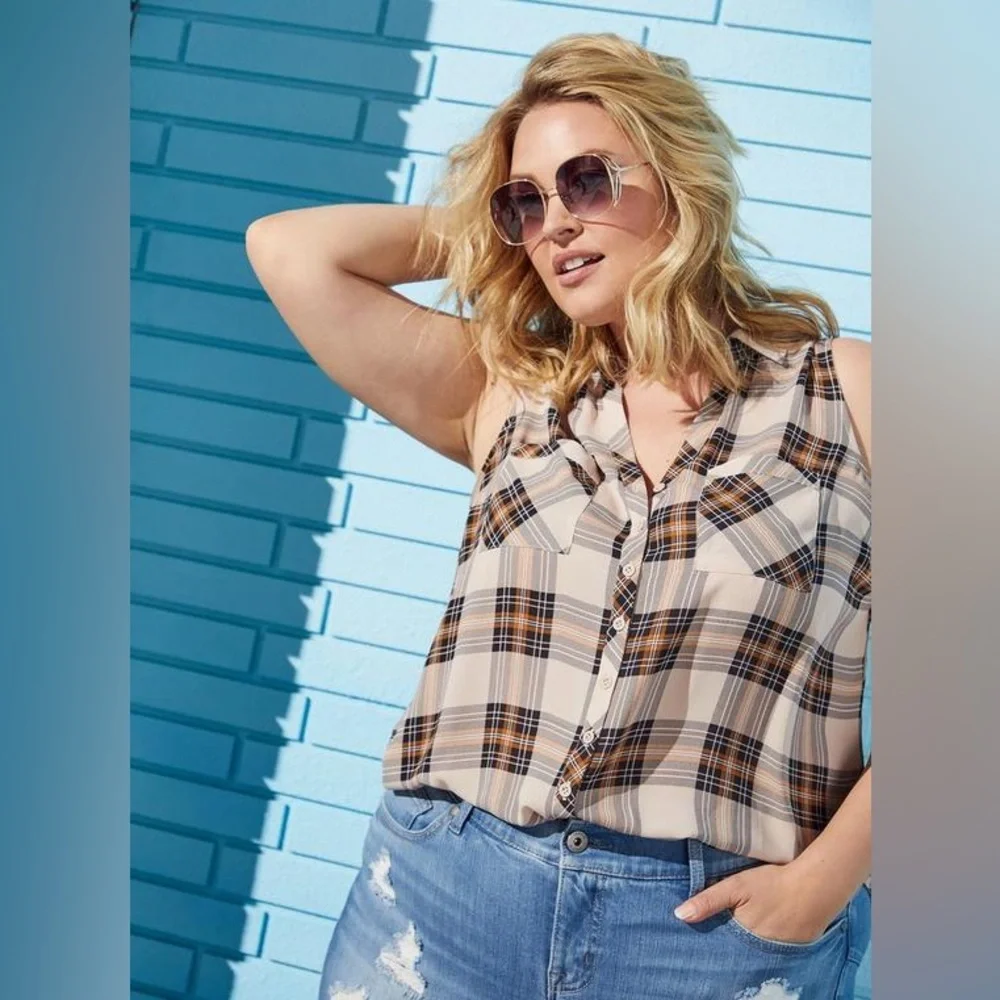 Torrid Size 1 X Madison Georgette Plaid Brown Button-Up Sleeveless Shirt - Picture 1 of 7